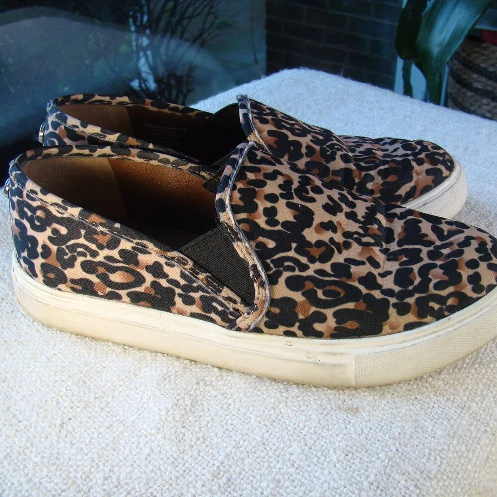 Steve Madden leopard fabric Symba low top slip-on sneakers, S 6.5 - Picture 2 of 6